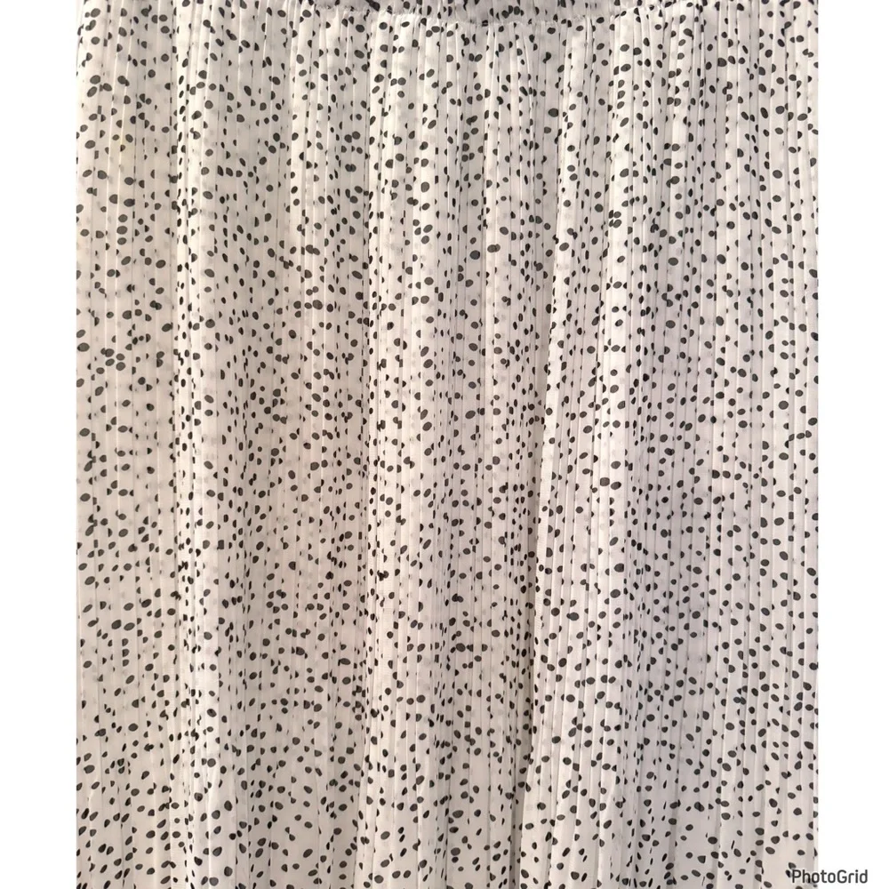 WD.NY White & Black Pleated Polka Dot Midi Skirt Medium - Picture 2 of 4